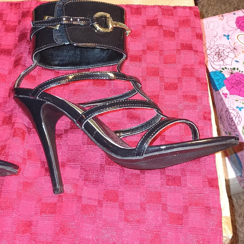 Anne Michelle High heel shoes